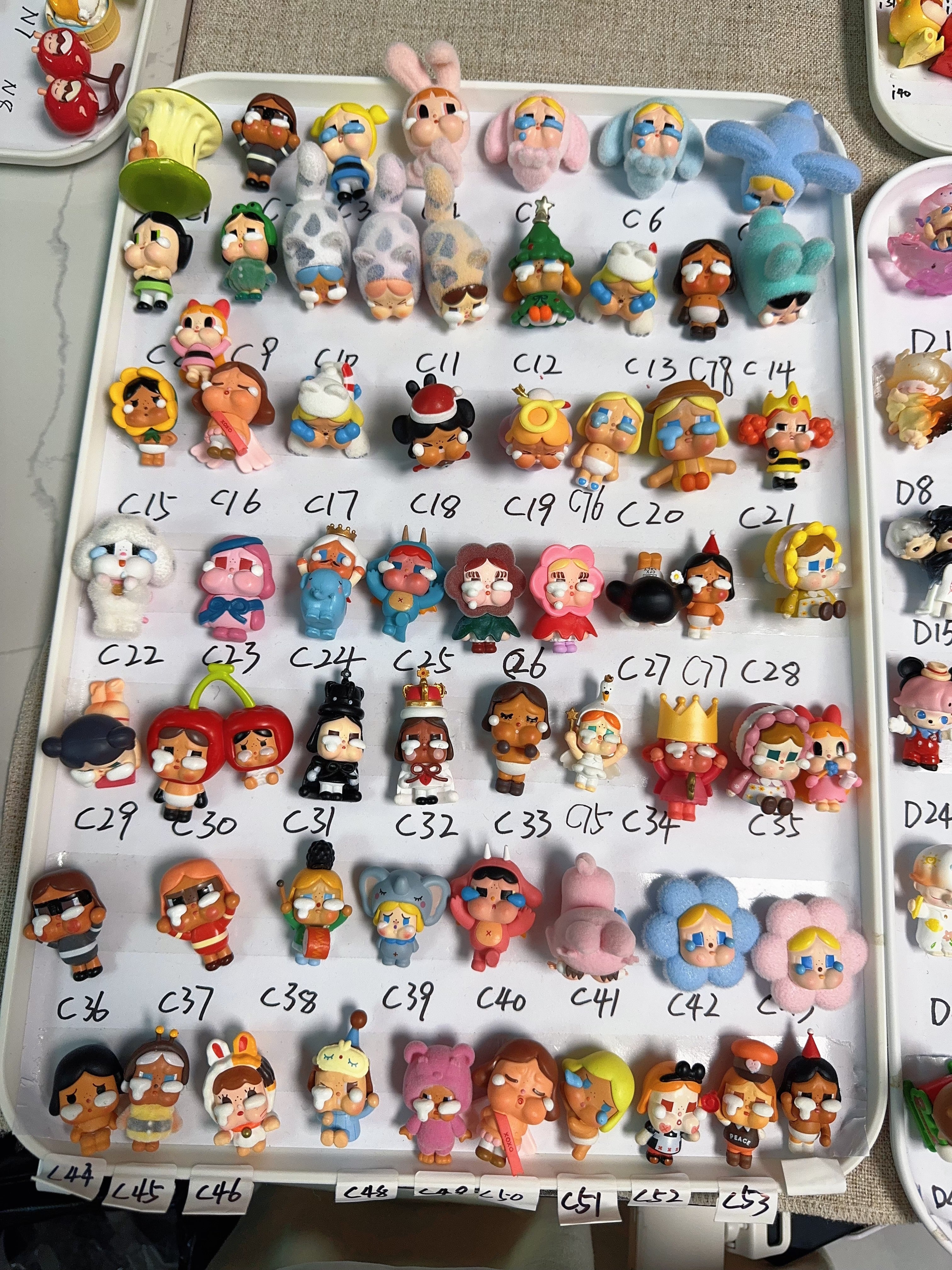 mini dolls blind box!