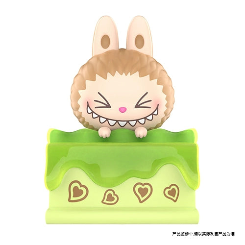 Flow heart cake series