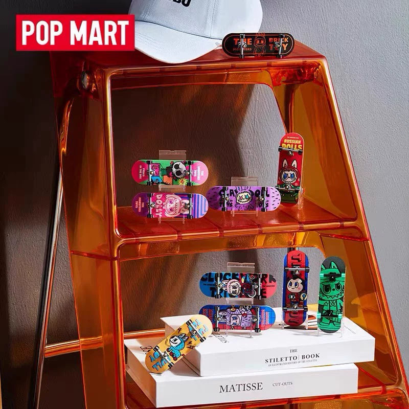 Toy series finger skateboard
