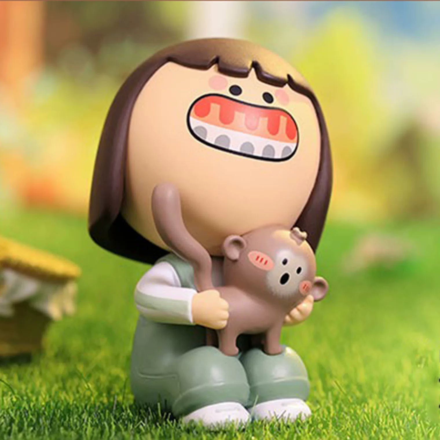 Gum monster hug series figure ornament