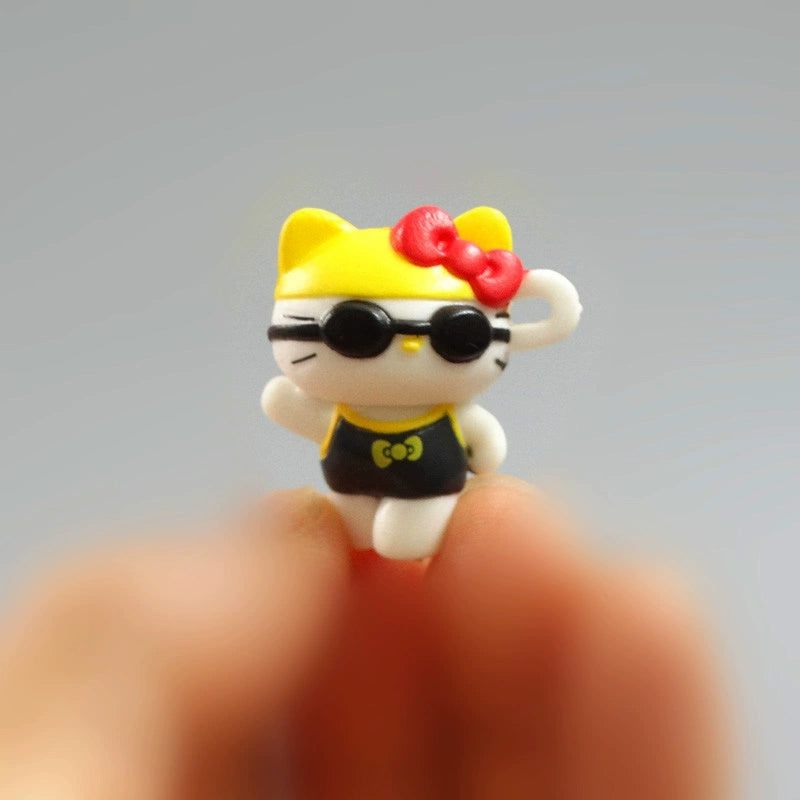 Hello Kitty mini figure