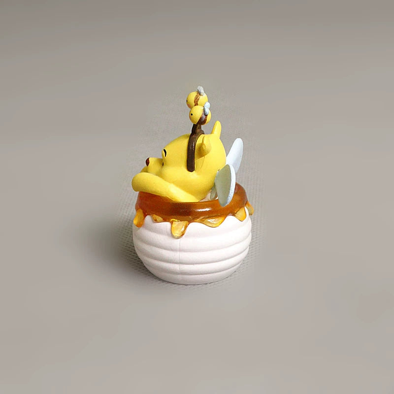 Winnie the Pooh, honey jar, doll figure tabletop ornament, cake decoration