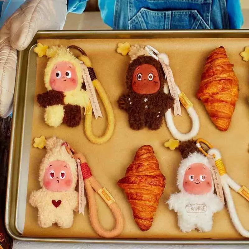 Delicious Moment Series Freshly Baked Cookies Plush Pendant