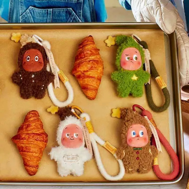 Delicious Moment Series Freshly Baked Cookies Plush Pendant