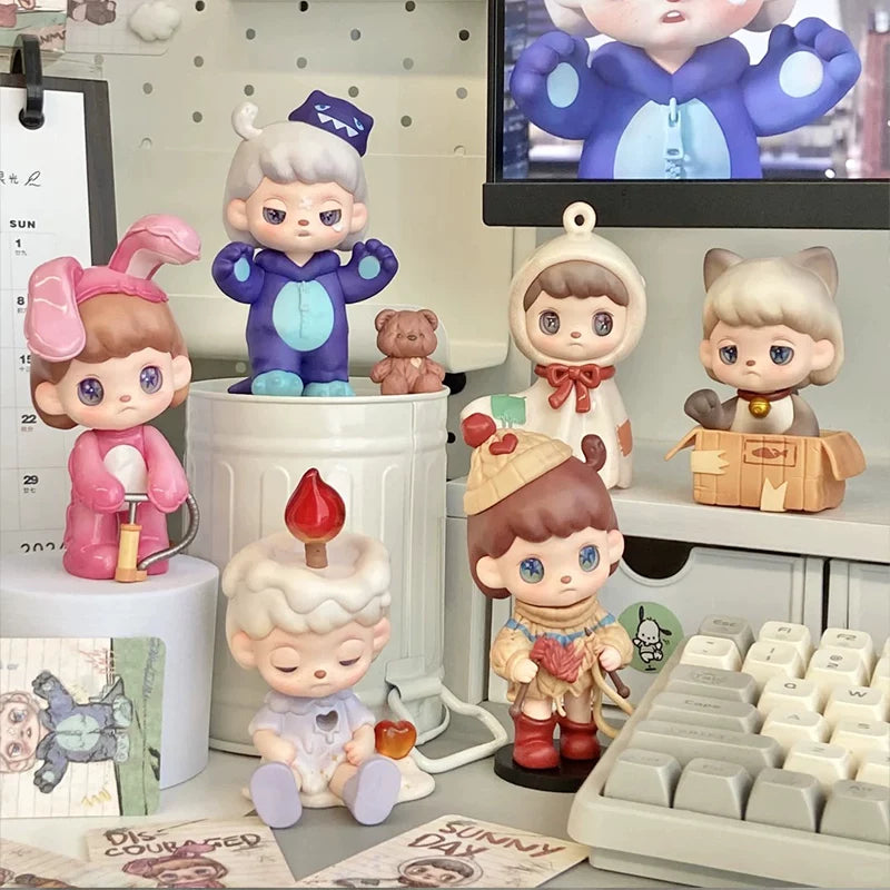 AMO ANMOO Imperfect World Tide Play Ornament
