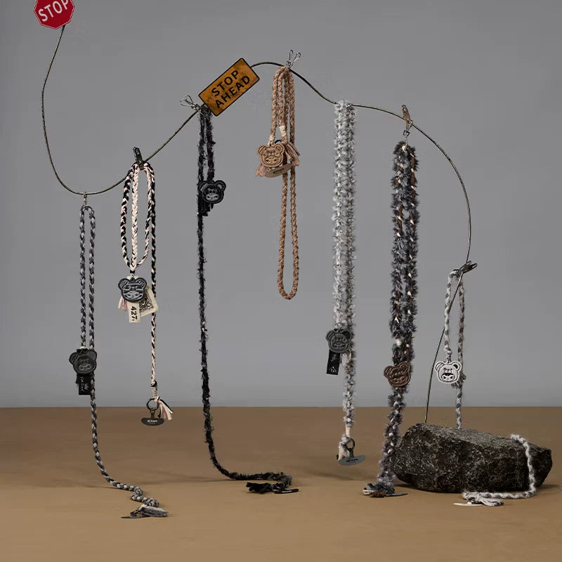 Highway log series long mobile phone chain