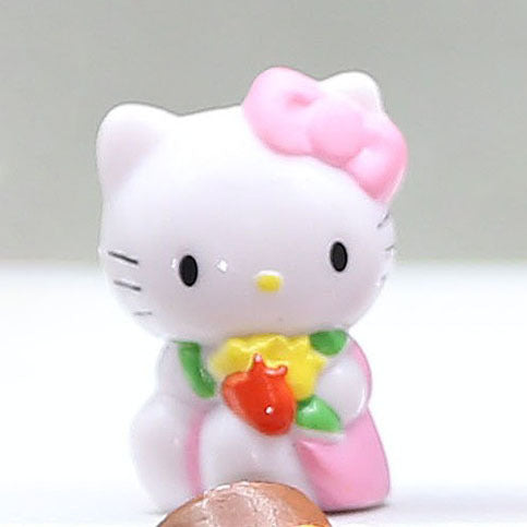 Hot-selling mini doll