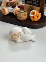 Every day is so sleepy series
