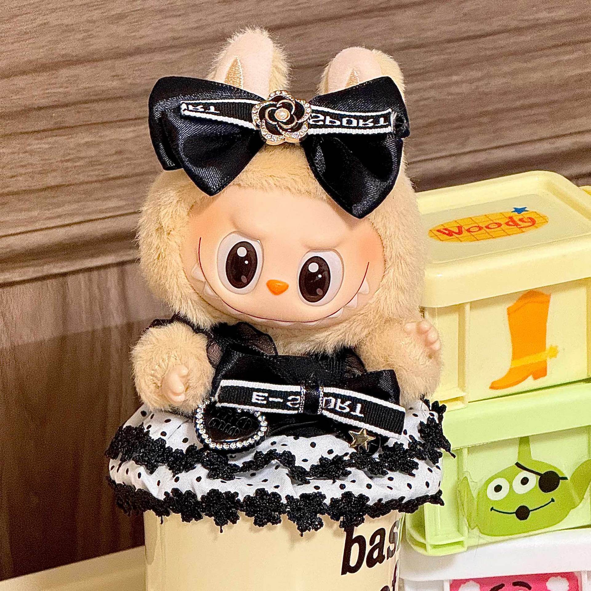 Only clothes are suitable for labubu sitting party baby clothes one two three generations labubu clothes set accessories periphery