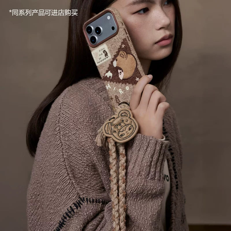 Highway log series long mobile phone chain